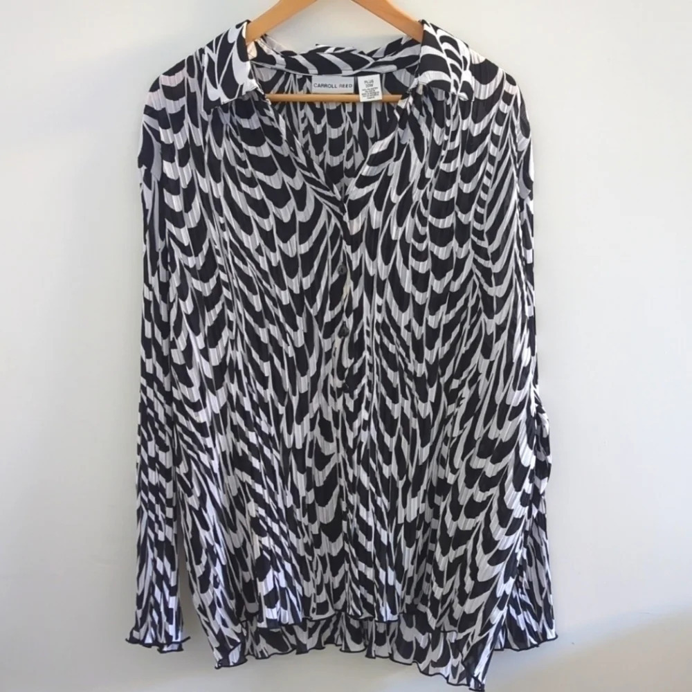 CARROLL REED | Women's  White/Black Zebra Print Long Sleeved Blouse